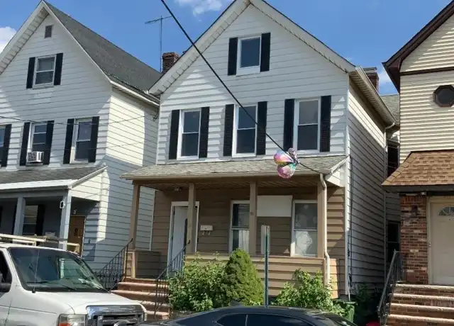 Property at 28 Niles St Unit 28, Elizabeth, NJ, 07202, 2 beds, 1 bath, [object Object]
