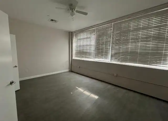 Property at 104 E Central Ave, Temple, TX, 76501, 1 bed, 1 bath, [object Object]