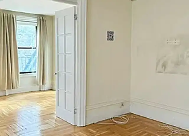 Property at 66 Pinehurst Ave Unit C3, New York, NY, 10033, 2 beds, 1 bath, [object Object]