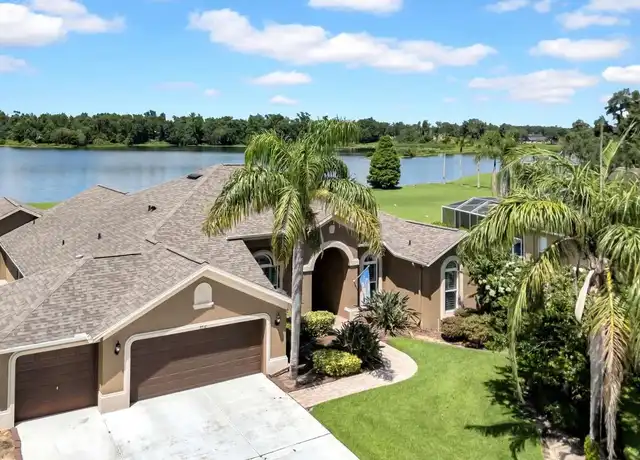Property at 5516 Winding Brook Ln, Valrico, FL, 33596, 4 beds, 3 baths, [object Object]