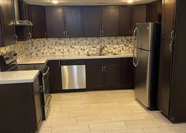 Property at 2375 Walton Blvd #2, Rochester Hills, MI, 48309, 2 beds, 1 bath, [object Object]