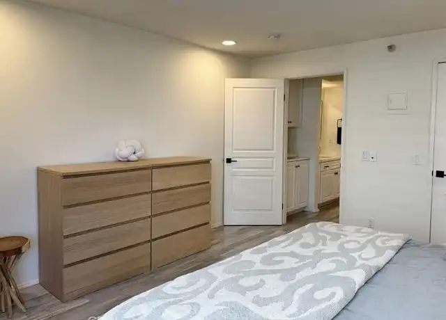 Property at 7320 Hawthorn Ave #112, Los Angeles, CA, 90046, 1 bed, 1 bath, [object Object]