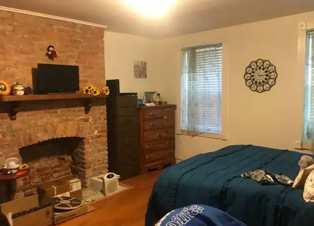 Property at 107 Sussex St, Jersey City, NJ, 07302, 1 bed, 1 bath, [object Object]