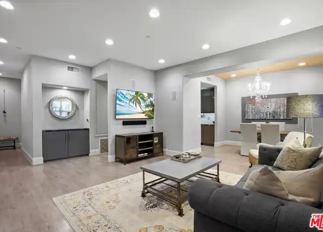 Property at 16123 Sunset Blvd #202, Pacific Palisades, CA, 90272, 2 beds, 2 baths, [object Object]