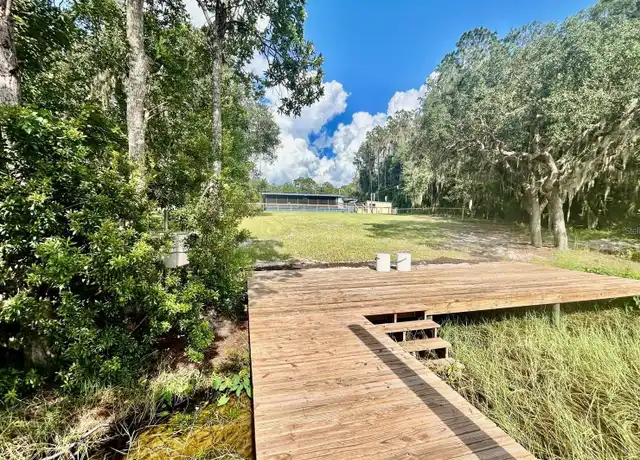 Property at 243 Star Lake Dr, Hawthorne, FL, 32640, 3 beds, 2 baths, [object Object]