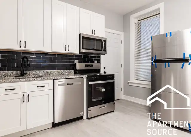 Property at 1333 W Walton St Unit 2R, Chicago, IL, 60642, 2 beds, 1 bath, [object Object]