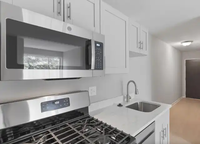 Property at 1953 19th Pl SE Unit 304, Washington, DC, 20020, 3 beds, 1 bath, [object Object]