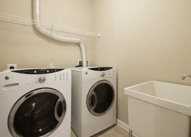 Property at 2321 Merseyside Dr, Woodbridge, VA, 22191, 3 beds, 2.5 baths, [object Object]
