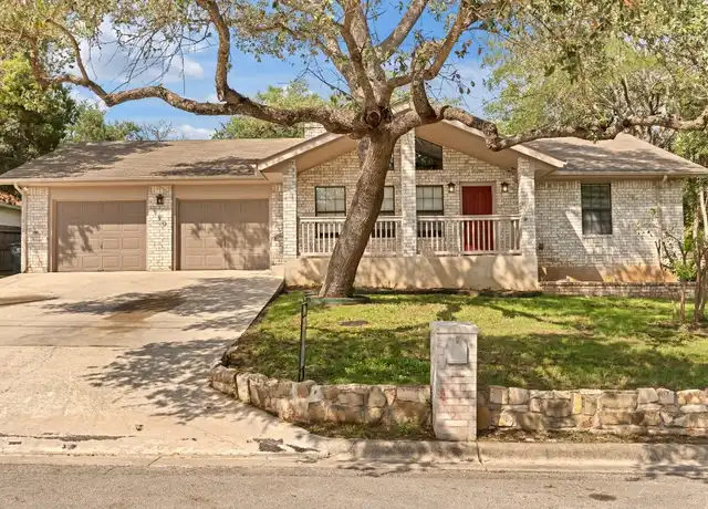 Property at 850 Mission Hills Dr, New Braunfels, TX, 78130, 3 beds, 2 baths, [object Object]