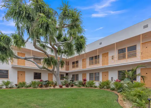 Property at 202 Obispo Ave Unit 202-10, Long Beach, CA, 90803, 1 bed, 1 bath, [object Object]
