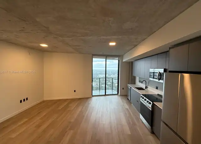 Property at 307 SW 5th St Unit 2415, Fort Lauderdale, FL, 33315, 1 bed, 1 bath, [object Object]