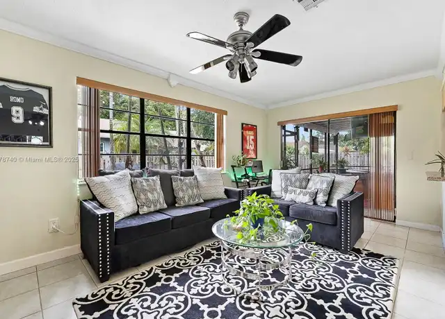 Property at 5009 SW 104th Ave, Cooper City, FL, 33328, 3 beds, 2 baths, [object Object]