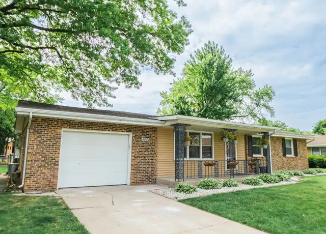 Property at 400 S Lasalle St, Hobart, IN, 46342, 3 beds, 2 baths, [object Object]
