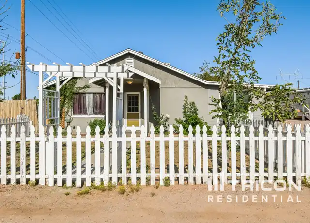 Property at 8310 E University Dr, Mesa, AZ, 85207, 3 beds, 2 baths, [object Object]