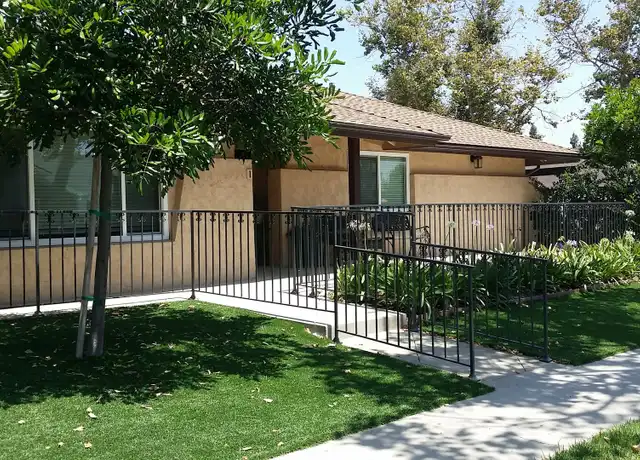 Property at 2709 W Keller Ave Unit 4, Santa Ana, CA, 92704, 2 beds, 1 bath, [object Object]