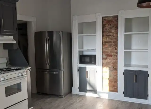Property at 223 N Jefferson St Unit 1, Staunton, VA, 24401, 2 beds, 1 bath, [object Object]