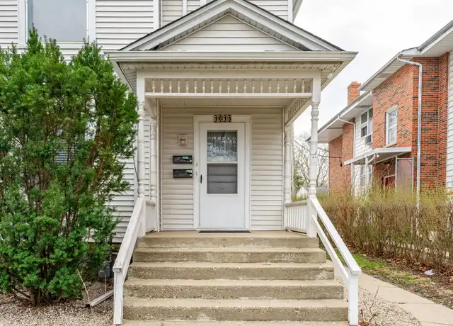 Property at 1613 E State St Unit 1, Rockford, IL, 61104, 3 beds, 1 bath, [object Object]