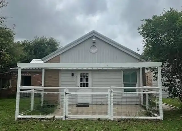 Property at 226 Country Club Rd Unit 3, Brownsville, TX, 78520, 1 bed, 1 bath, [object Object]