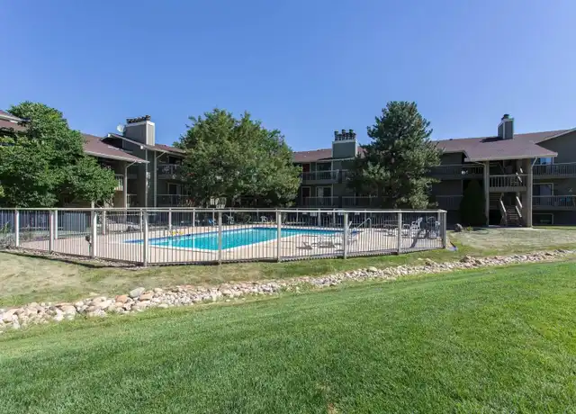 Property at 695 Manhattan Dr #112, Boulder, CO, 80303, 2 beds, 1.5 baths, [object Object]