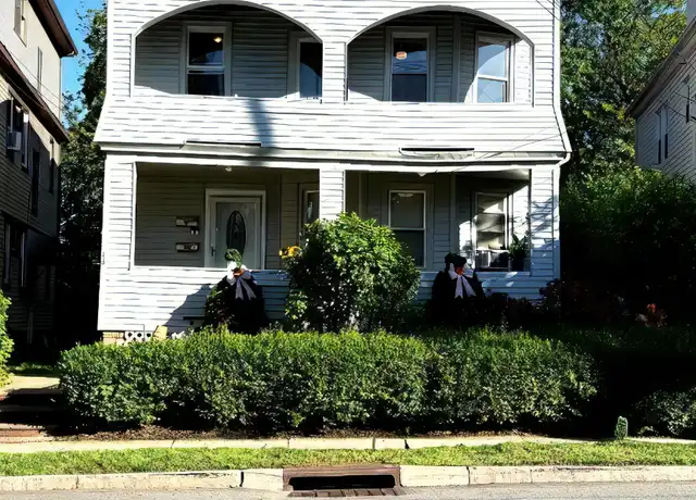 Property at 48 E Passaic Ave Unit 2, Bloomfield, NJ, 07003, 3 beds, 1 bath, [object Object]