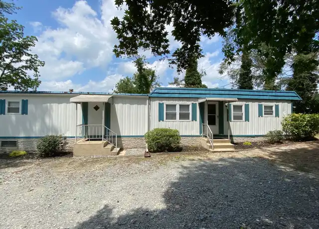 Property at 251 Accomac Rd, York, PA, 17406, 2 beds, 1 bath, [object Object]