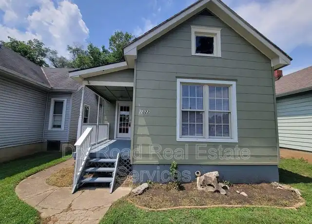 Property at 1022 Auburn St, Middletown, OH, 45042, 2 beds, 1 bath, [object Object]