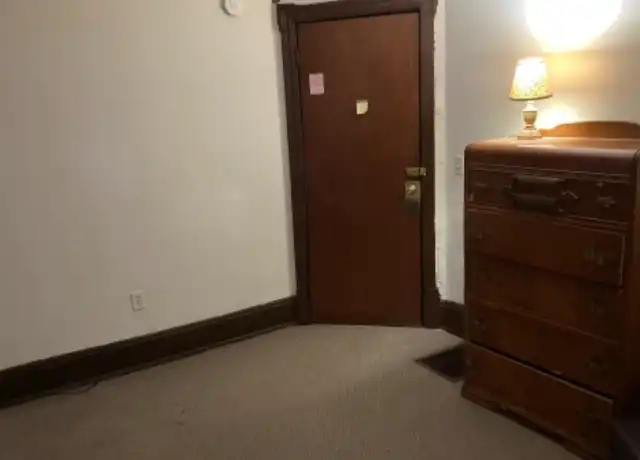 Property at 3435 W Kilbourn Ave, Milwaukee, WI, 53208, 1 bed, 1 bath, [object Object]