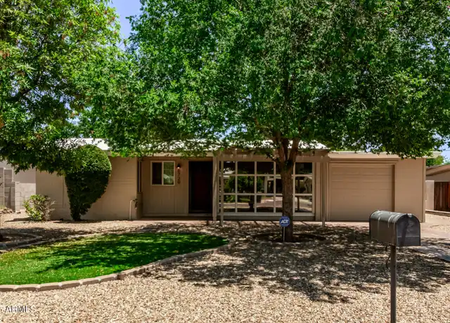Property at 6729 N 14th St, Phoenix, AZ, 85014, 2 beds, 1 bath, [object Object]