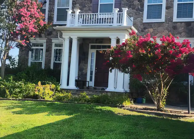 Property at 10 Columbia Way, Stafford, VA, 22554, 5 beds, 5 baths, [object Object]