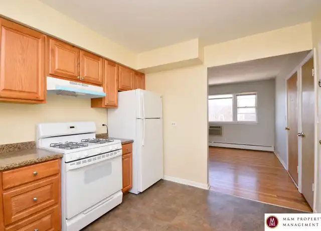 Property at 1140 Dunlop Ave Unit 1144-2S, Forest Park, IL, 60130, 2 beds, 1 bath, [object Object]