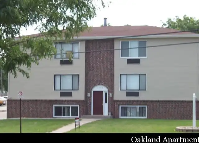 Property at 3300 Oakland Rd NE Unit 3300-01, Cedar Rapids, IA, 52402, 2 beds, 1 bath, [object Object]