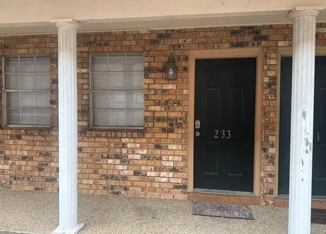 Property at 233 W Esplanade Ave, Metairie, LA, 70005, 2 beds, 1.5 baths, [object Object]
