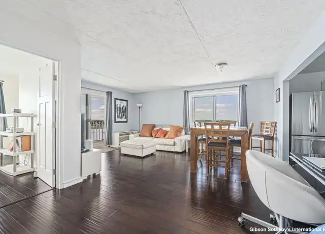 Property at 200 Cove Way, Quincy, MA, 02169, 1 bed, 1 bath, [object Object]