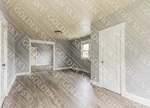Property at 611 W Jackson St Unit 3, Muncie, IN, 47305, 1 bed, 1 bath, [object Object]