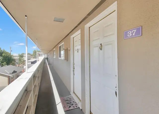 Photo of 1969 Latham St, Mountain View, CA 94040