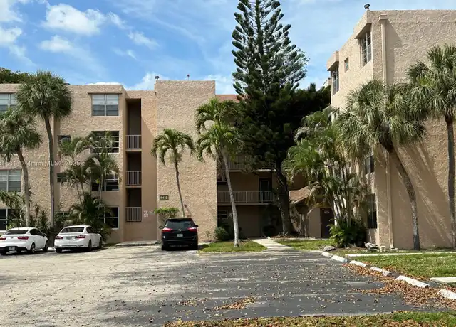 Property at 9410 Live Oak Pl #305, Davie, FL, 33324, 2 beds, 2 baths, [object Object]