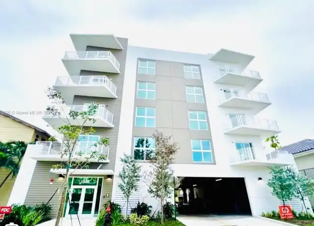 Property at 1938 Jackson St #502, Hollywood, FL, 33020, 2 beds, 2 baths, [object Object]