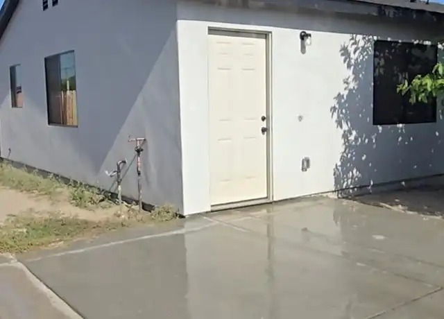 Property at 1340 Highland Ave, Colton, CA, 92324, 2 beds, 1 bath, [object Object]