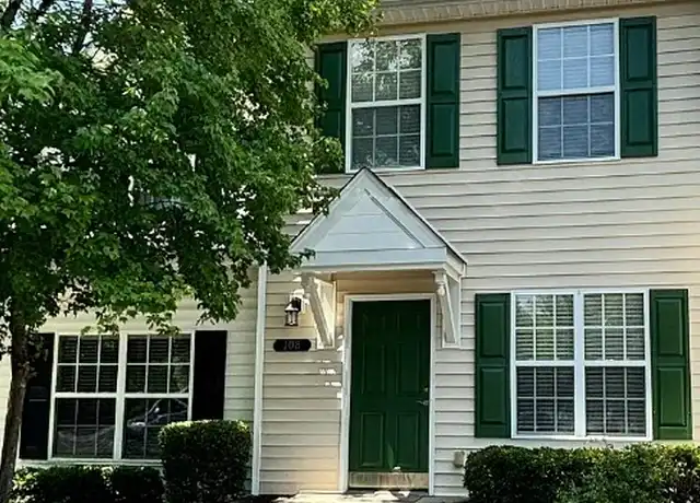 Property at 108 Mangum Cir Unit 2, Mooresville, NC, 28117, 2 beds, 1.5 baths, [object Object]