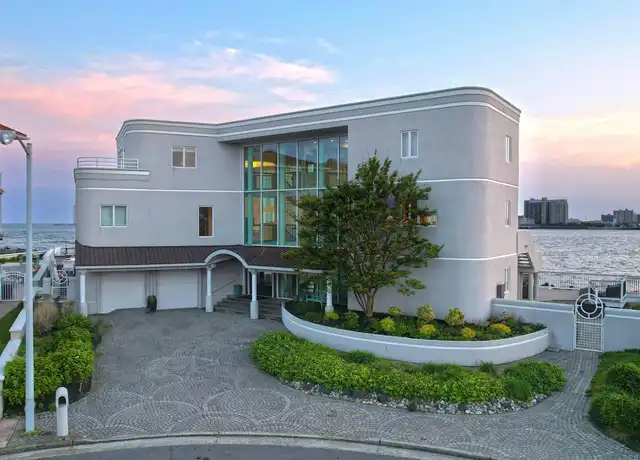 Property at 4 Sunset Ct, Brigantine, NJ, 08203, 7 beds, 7.5 baths, [object Object]