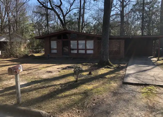 Property at 2212 Rosemary Ln, Columbus, GA, 31903, 3 beds, 1 bath, [object Object]