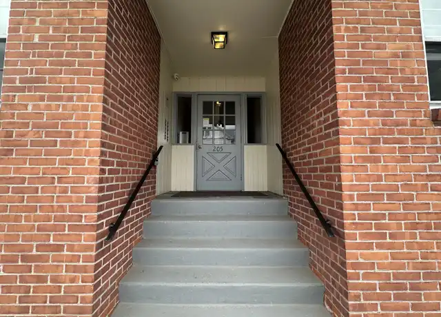 Property at 205 Elm St, West Haven, CT, 06516, 1 bed, 1 bath, [object Object]