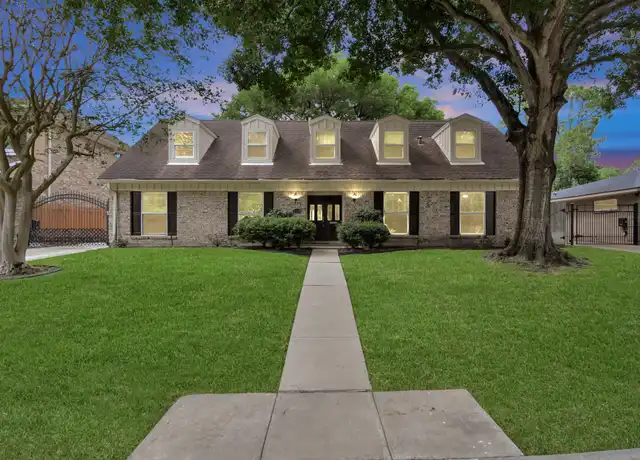 Property at 12710 Barryknoll Ln, Houston, TX, 77024, 5 beds, 2.5 baths, [object Object]