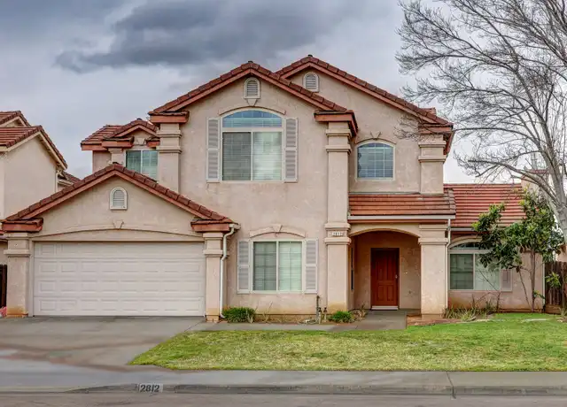 Property at 2812 E El Paso Ave, Fresno, CA, 93720, 5 beds, 3 baths, [object Object]