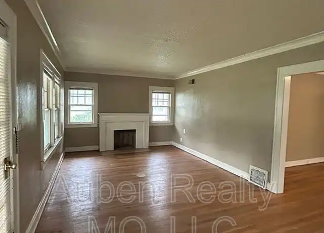 Property at 5431 Harrison St, Kansas City, MO, 64110, 3 beds, 1.5 baths, [object Object]