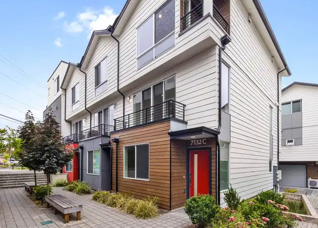 Property at 7132 Beacon Ave S Unit C, Seattle, WA, 98108, 3 beds, 2 baths, [object Object]