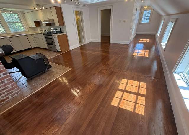 Photo of 588 Main St, Acton, MA 01720