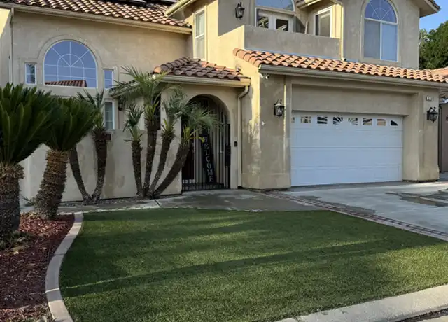 Property at 220 Lake Dr, Lemoore, CA, 93245, 3 beds, 2.5 baths, [object Object]