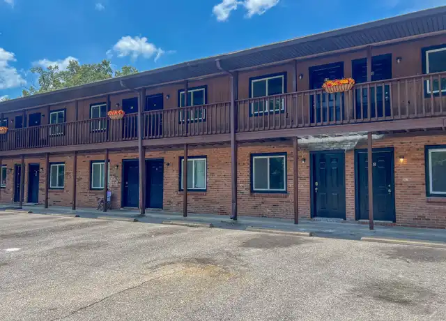 Property at 480 Ringgold Rd Unit 24, Clarksville, TN, 37042, 1 bed, 1 bath, [object Object]