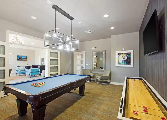 Property at Woodmont Place - 100 Woodmont Cir, Easton, PA, 18045, 1-2 bed, 1-2 bath, [object Object]